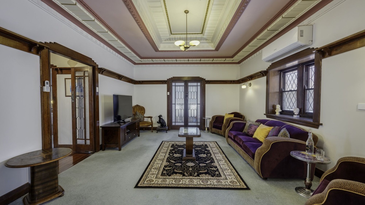 Photo of Livingroom in Hamilton
