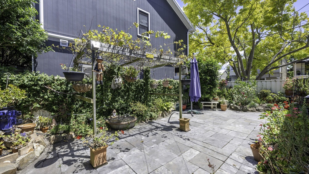 Photo of Outdoor in Hamilton