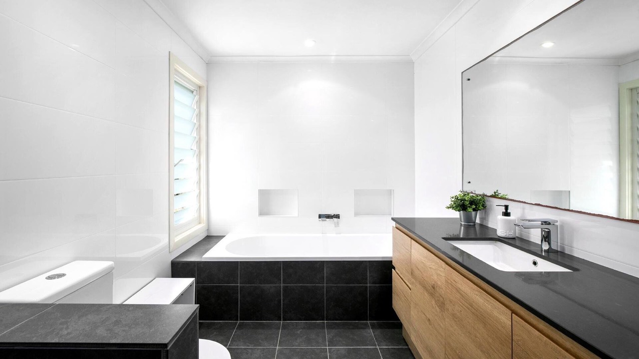 Photo of Bathroom in Avoca Beach