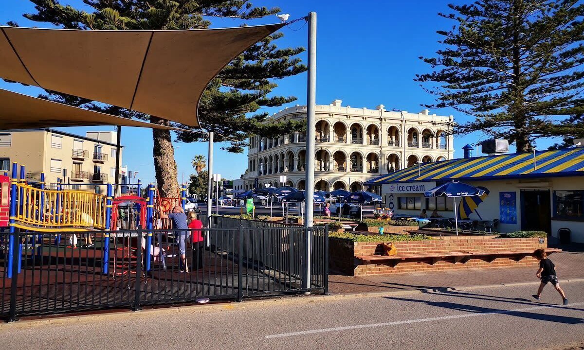 Photo of Others in Largs North