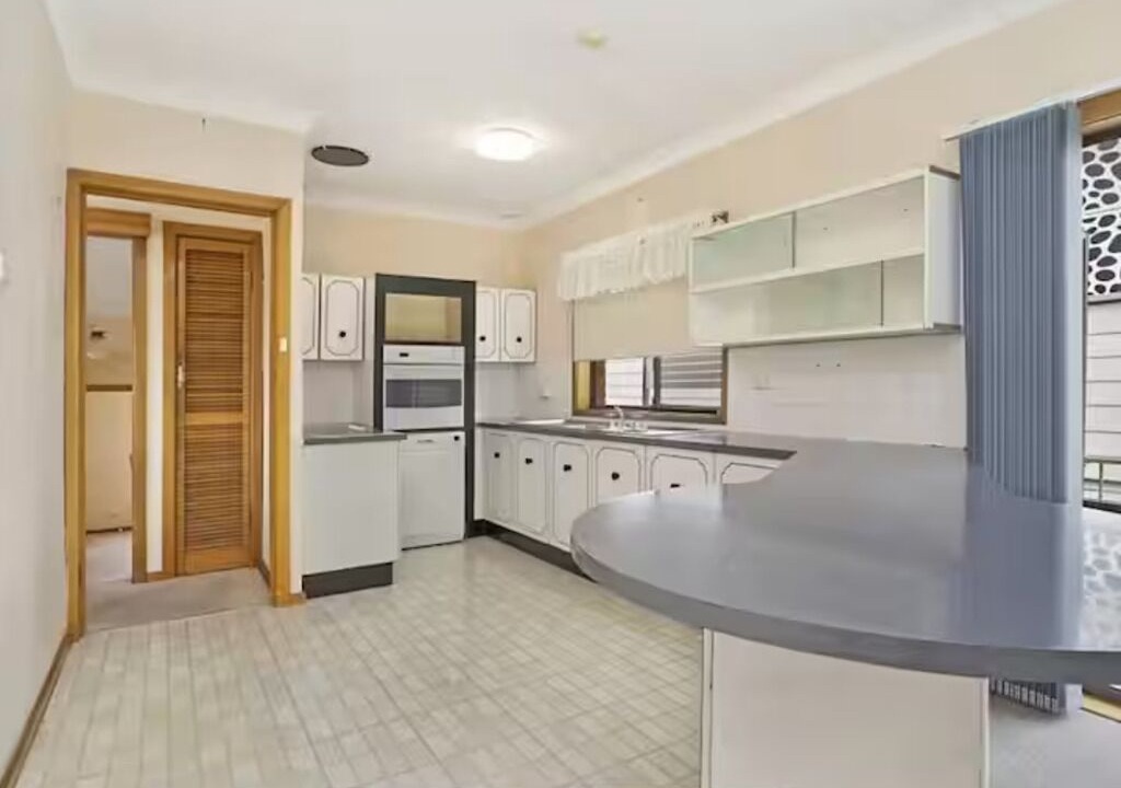 Photo of Kitchen in Redhead