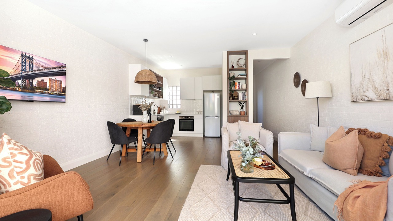Photo of Livingroom in Newcastle East