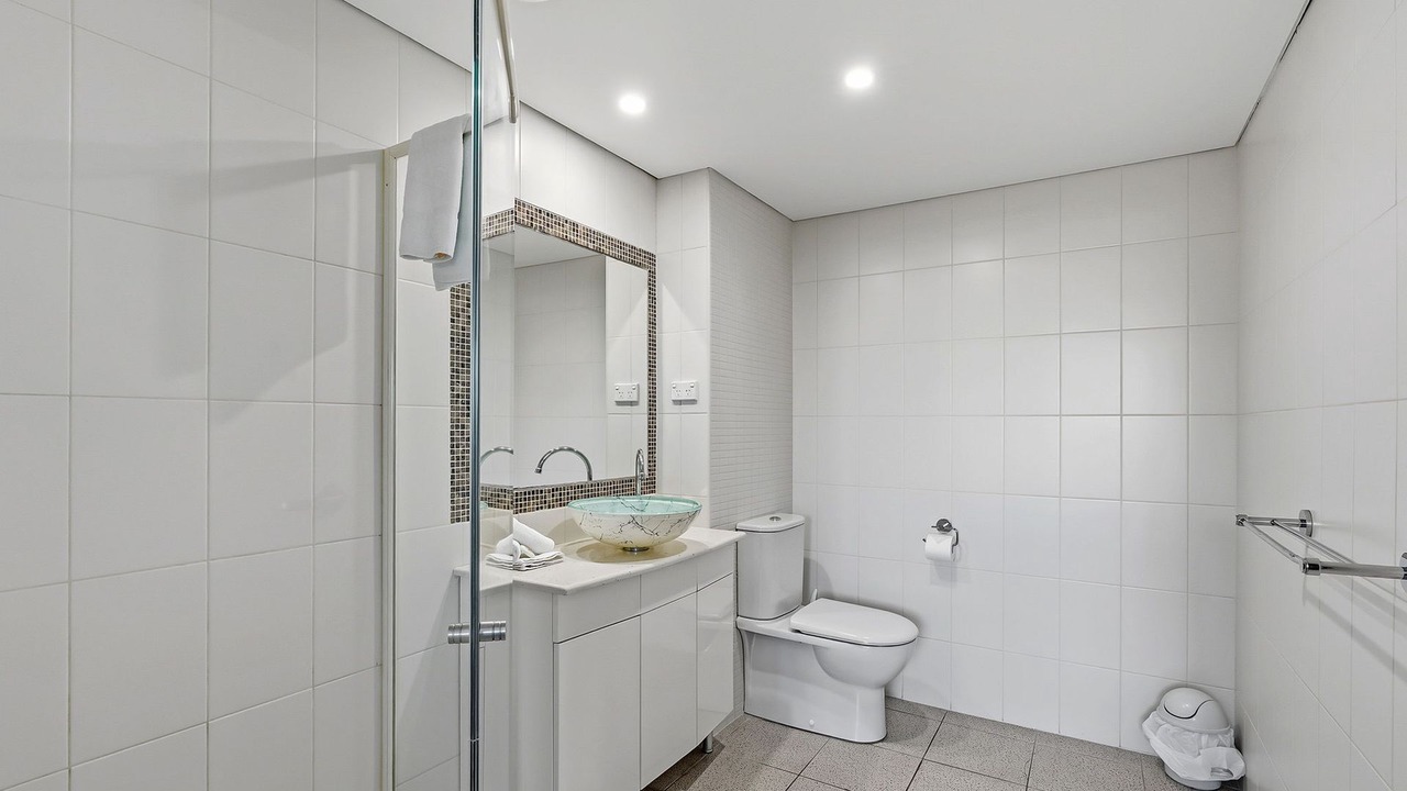 Photo of Bathroom in The Entrance