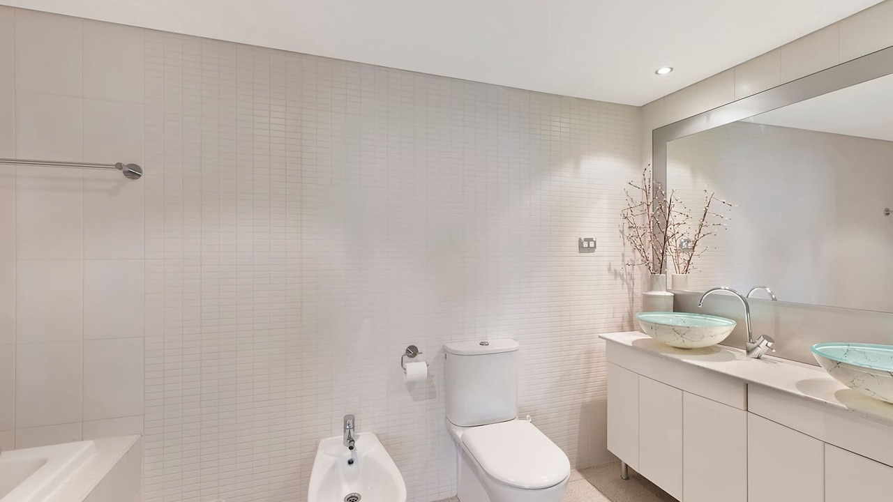 Photo of Bathroom in The Entrance