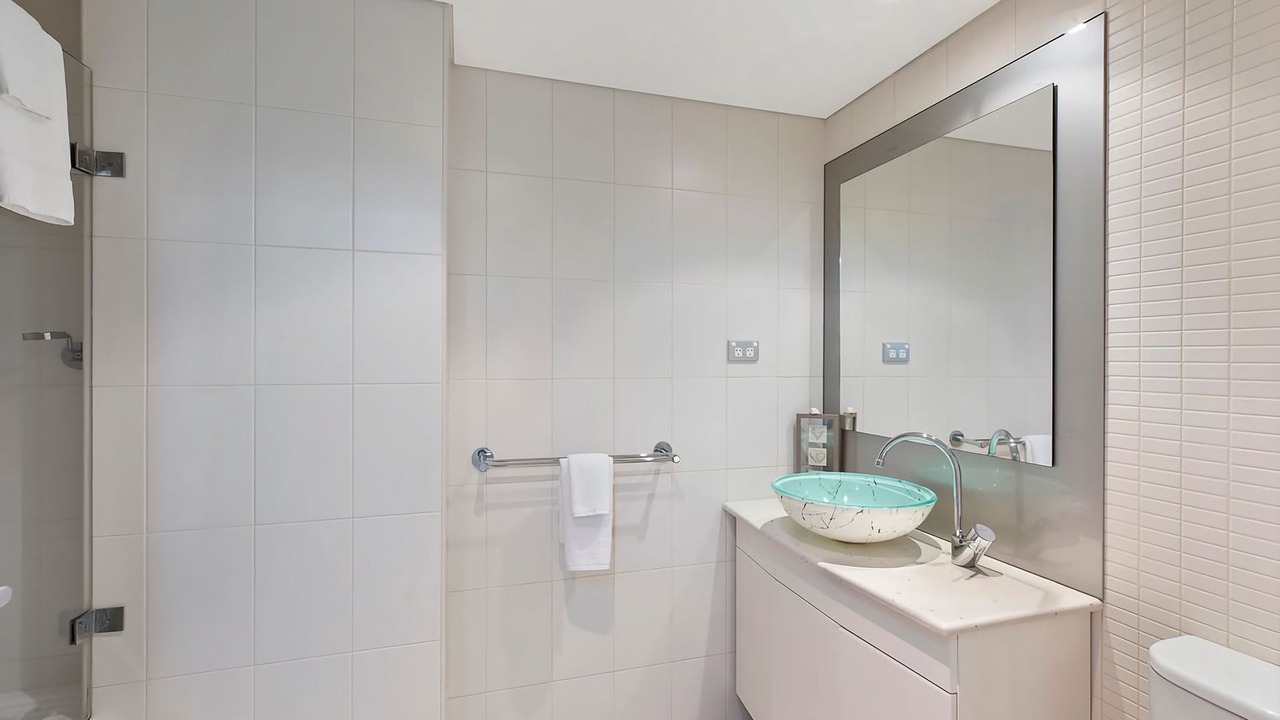 Photo of Bathroom in The Entrance