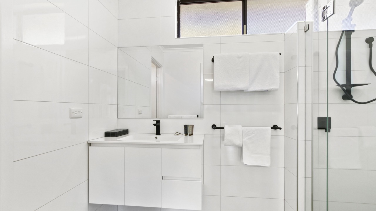 Photo of Bathroom in Lakes Entrance