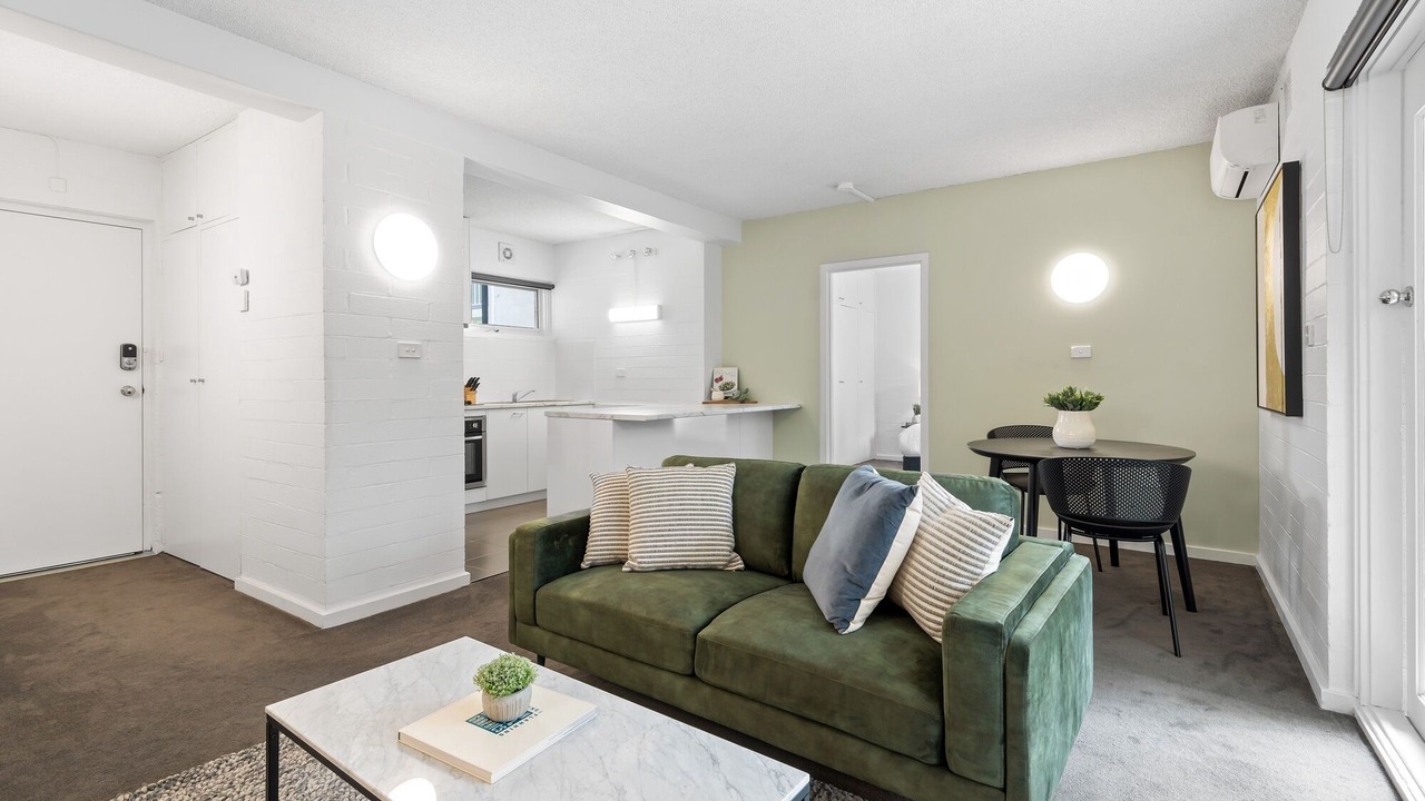 Photo of Livingroom in Parkville