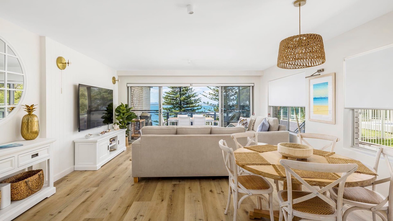 Photo of Livingroom in Shoal Bay