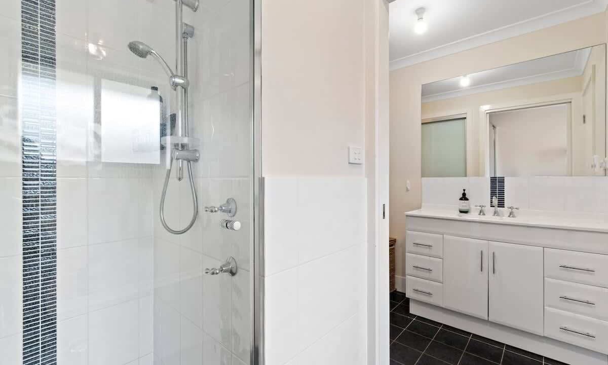 Photo of Bathroom in Tomakin