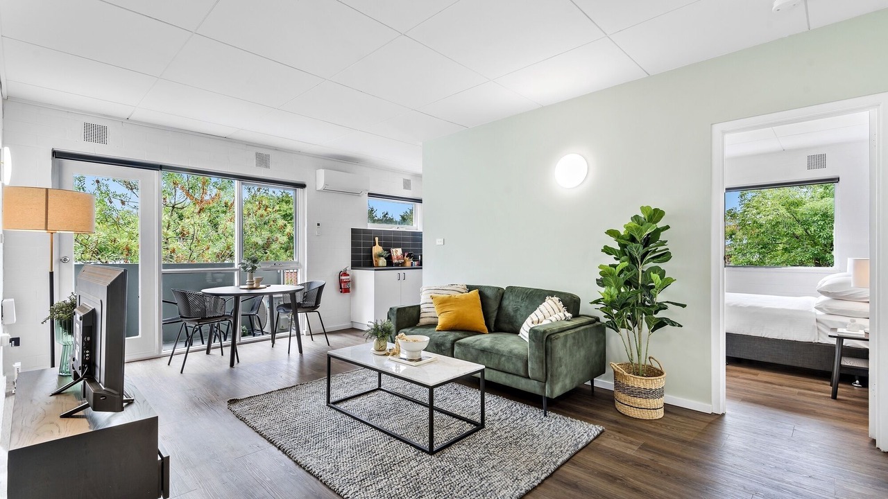 Photo of Livingroom in Parkville