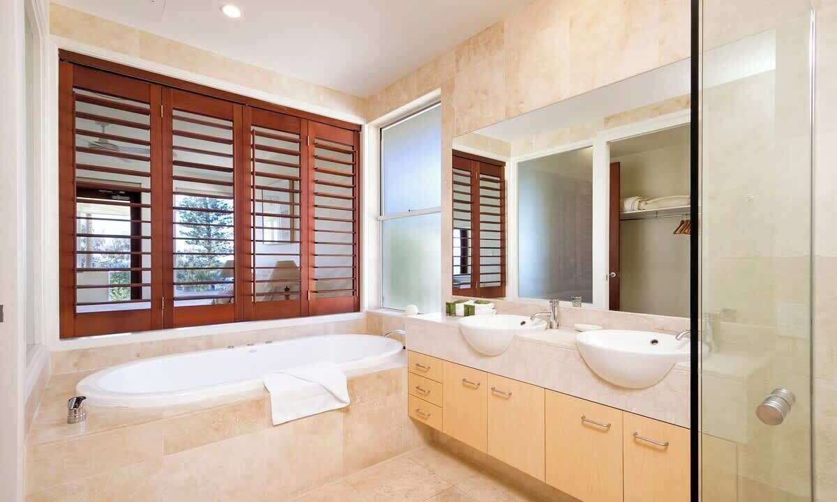 Photo of Bathroom in Sunshine Beach