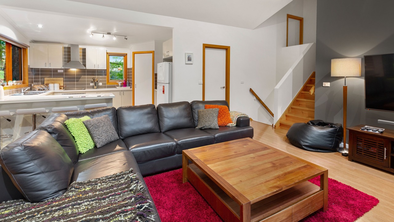 Photo of Livingroom in Sawmill Settlement