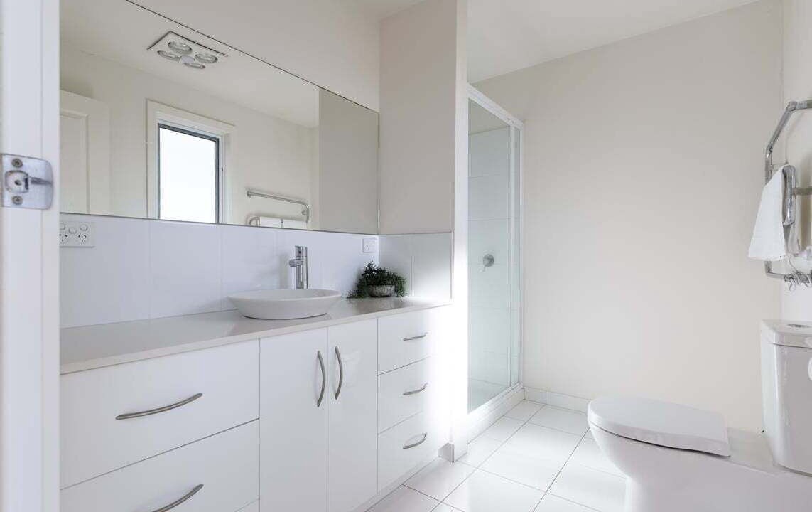 Photo of Bathroom in Low Head