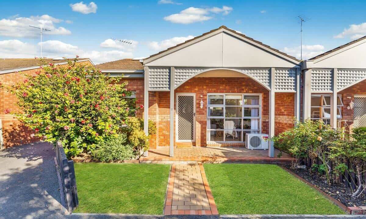 Photo of Outdoor in Newtown