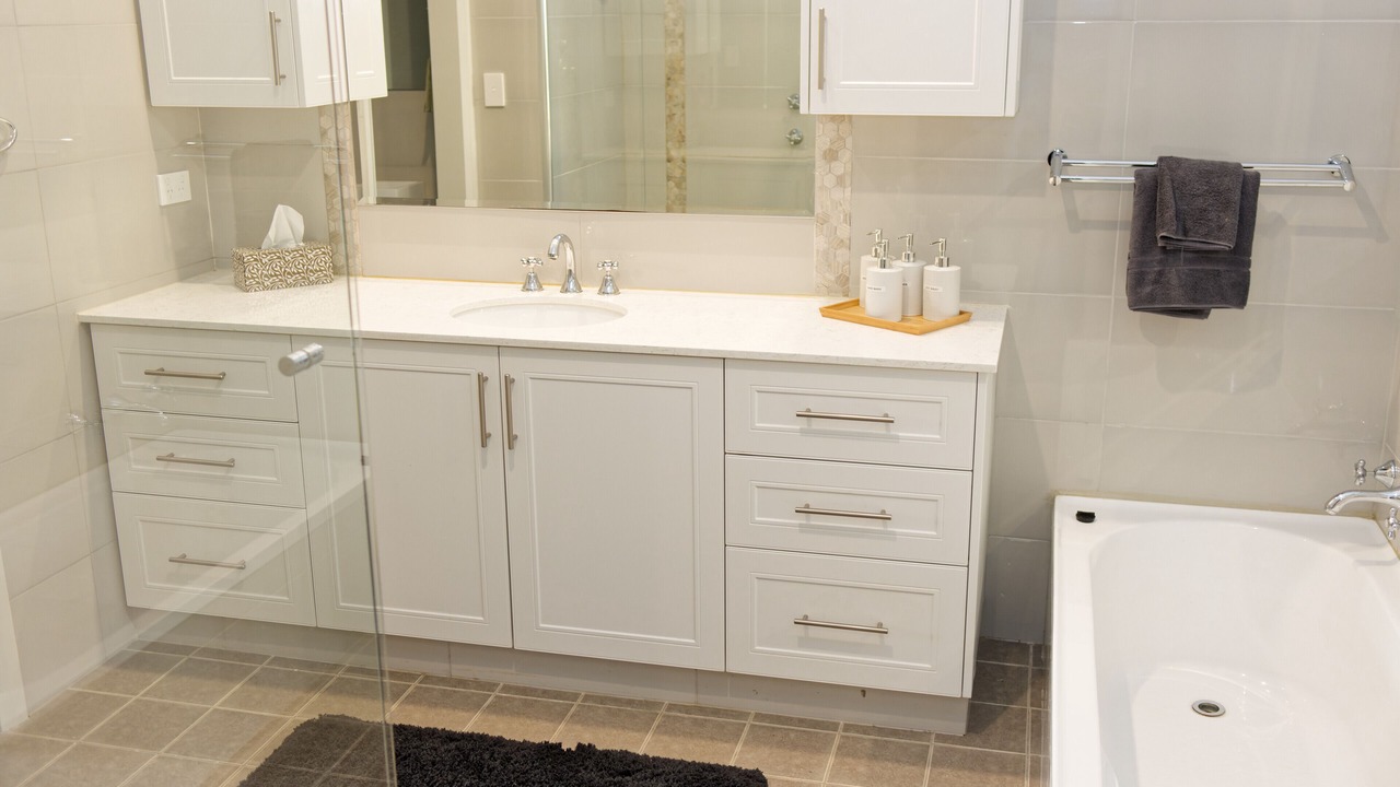 Photo of Bathroom in Baskerville