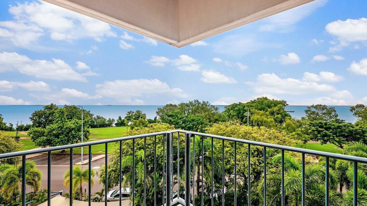 Photo of Patio Balcony in Darwin City Centre
