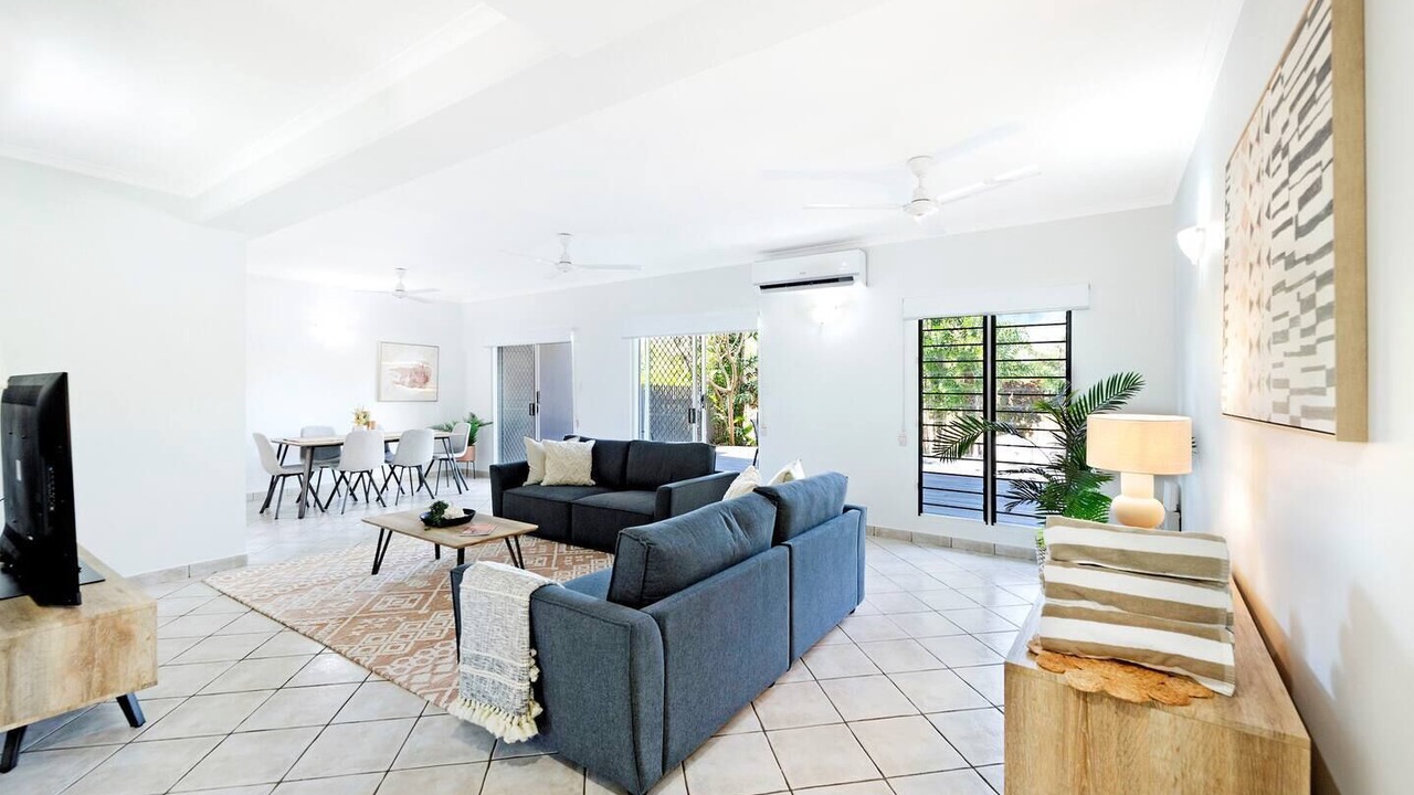 Photo of Livingroom in Fannie Bay