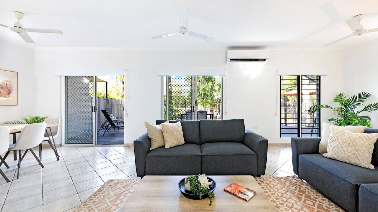Photo of Livingroom in Fannie Bay