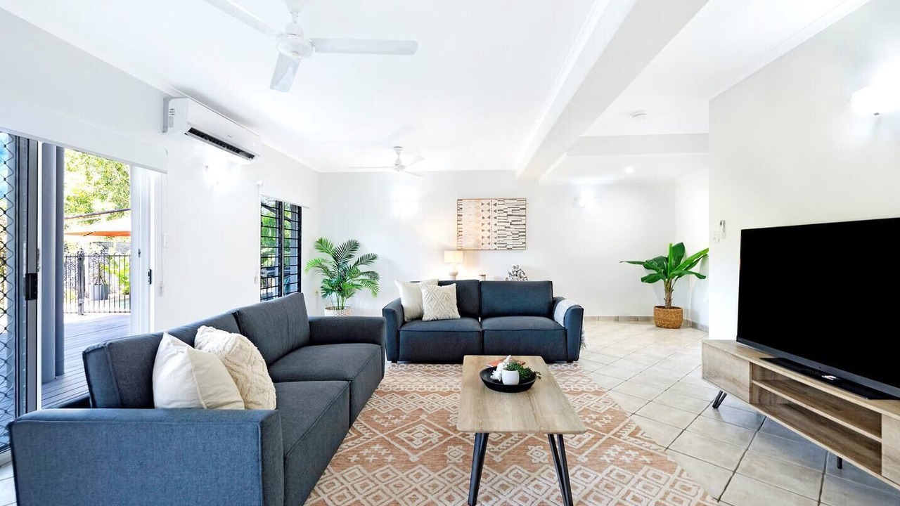 Photo of Livingroom in Fannie Bay