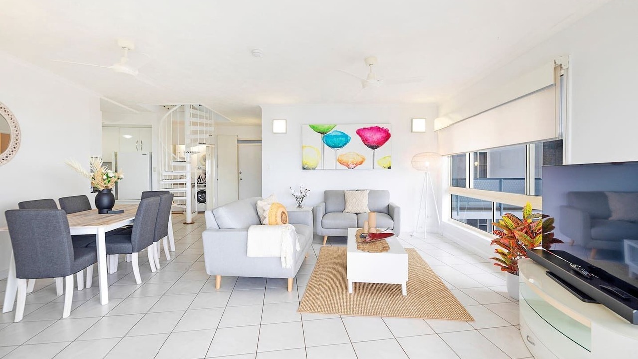 Photo of Livingroom in Cullen Bay