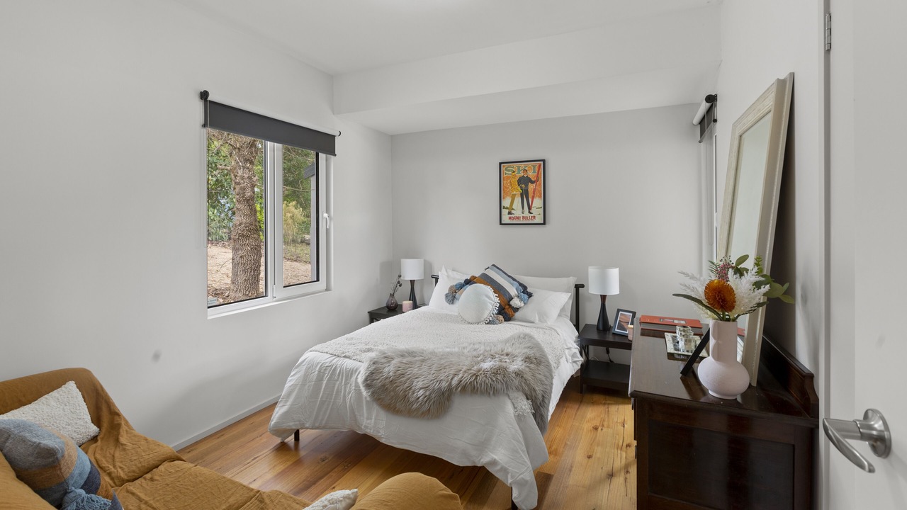 Photo of Bedroom in Howqua Inlet