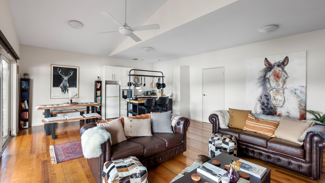 Photo of Livingroom in Howqua Inlet