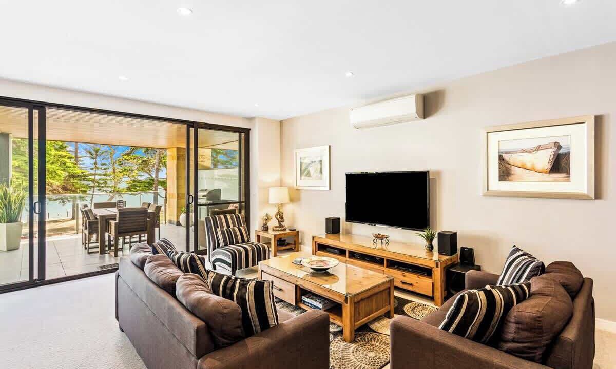 Photo of Livingroom in Cowes