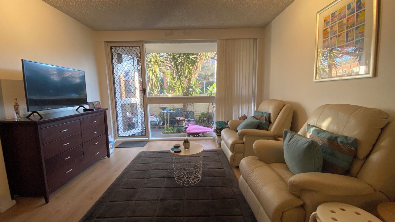 Photo of Livingroom in St Kilda West