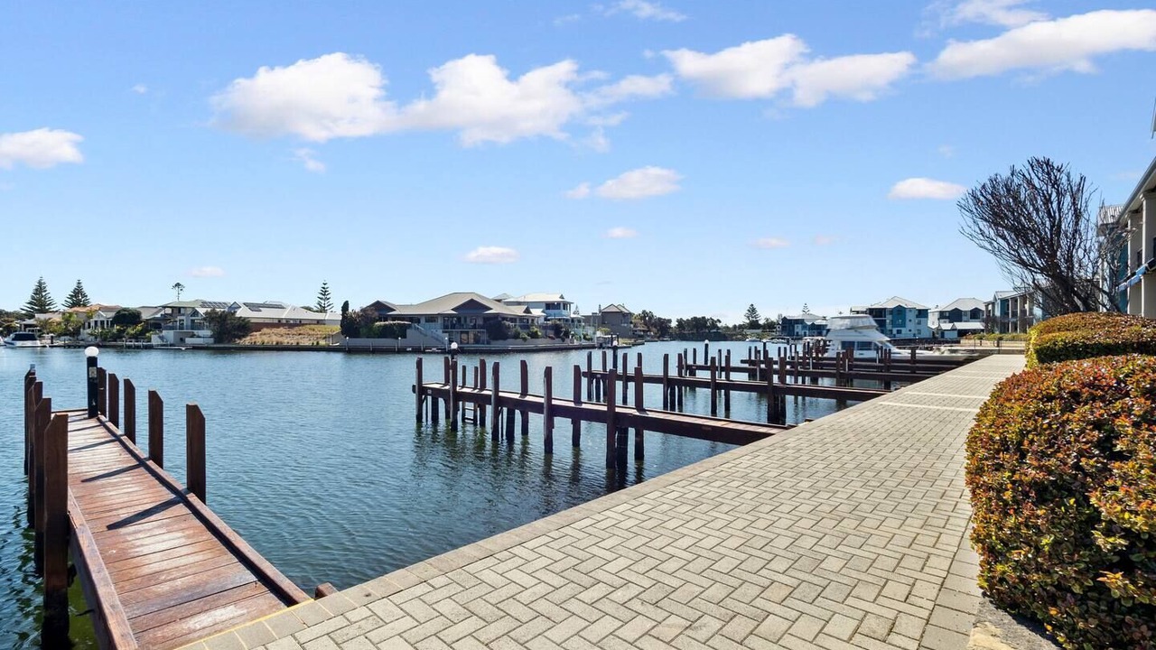 Photo of Outdoor in Halls Head