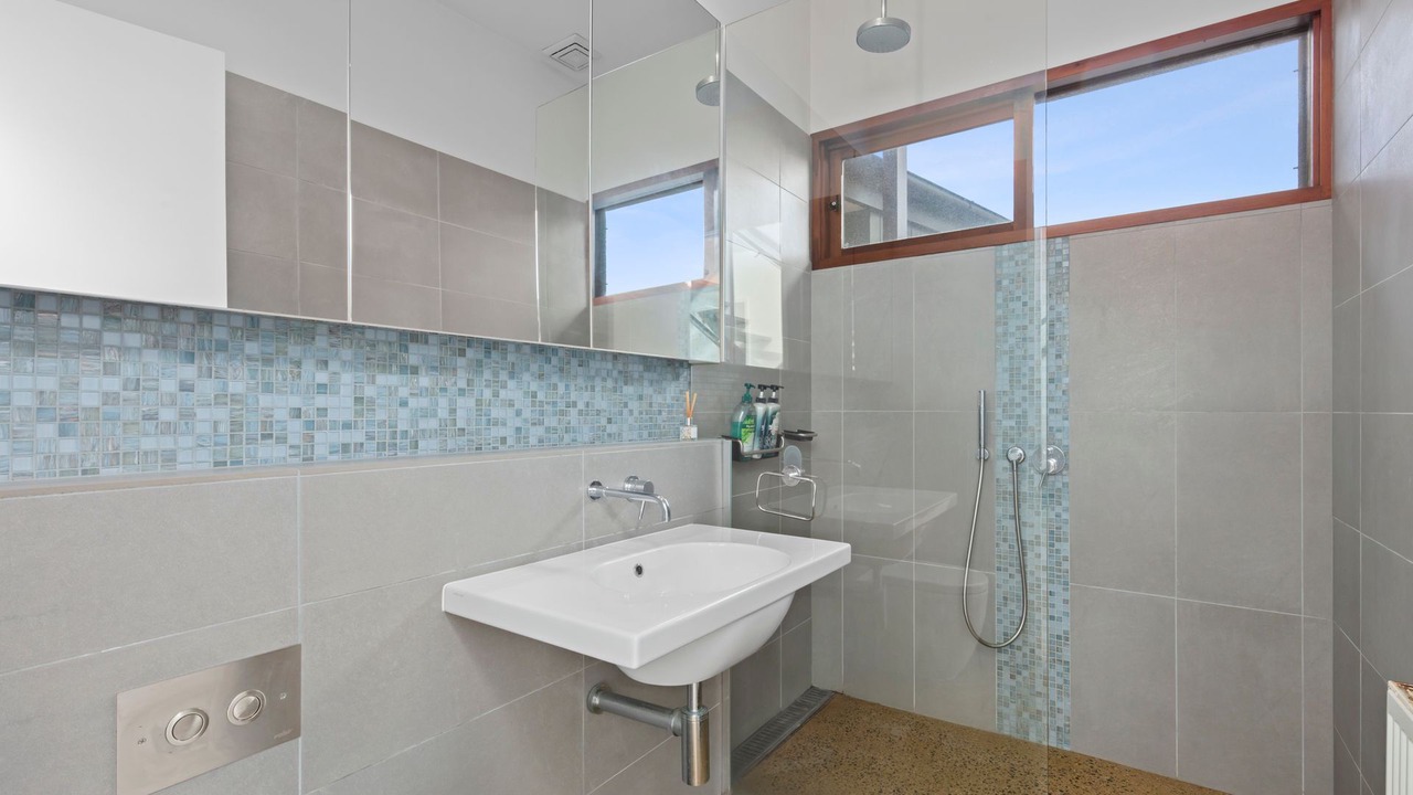 Photo of Bathroom in Point Lonsdale