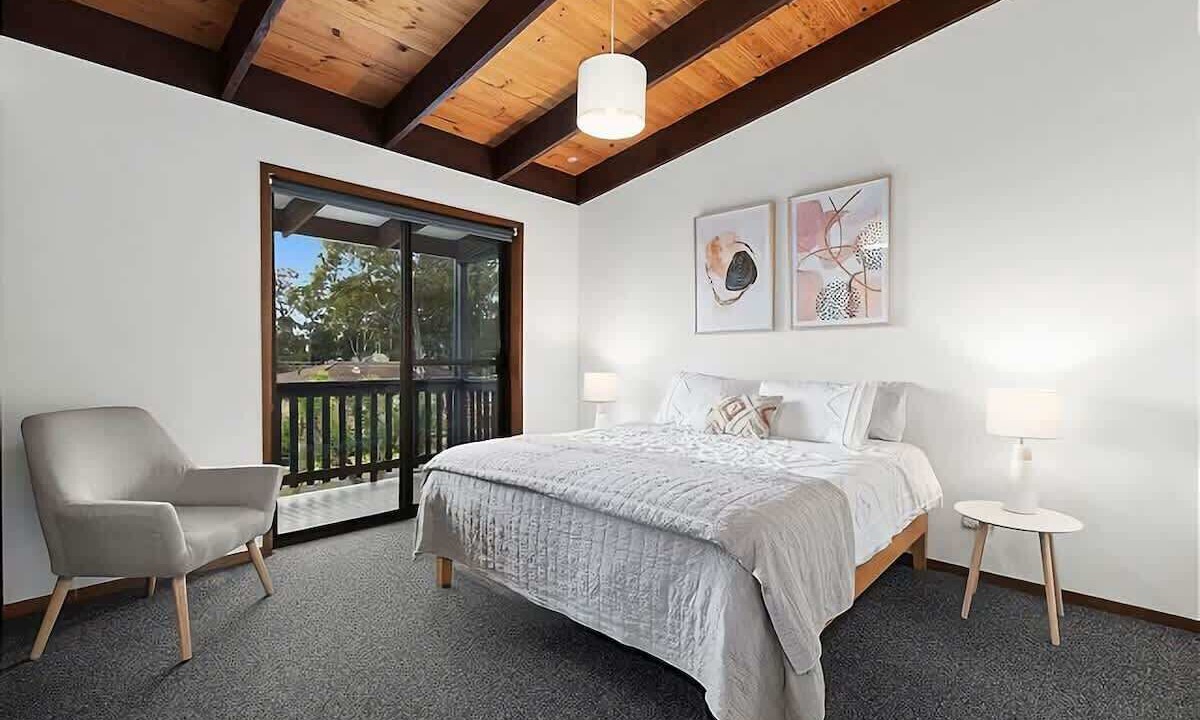 Photo of Bedroom in Surf Beach