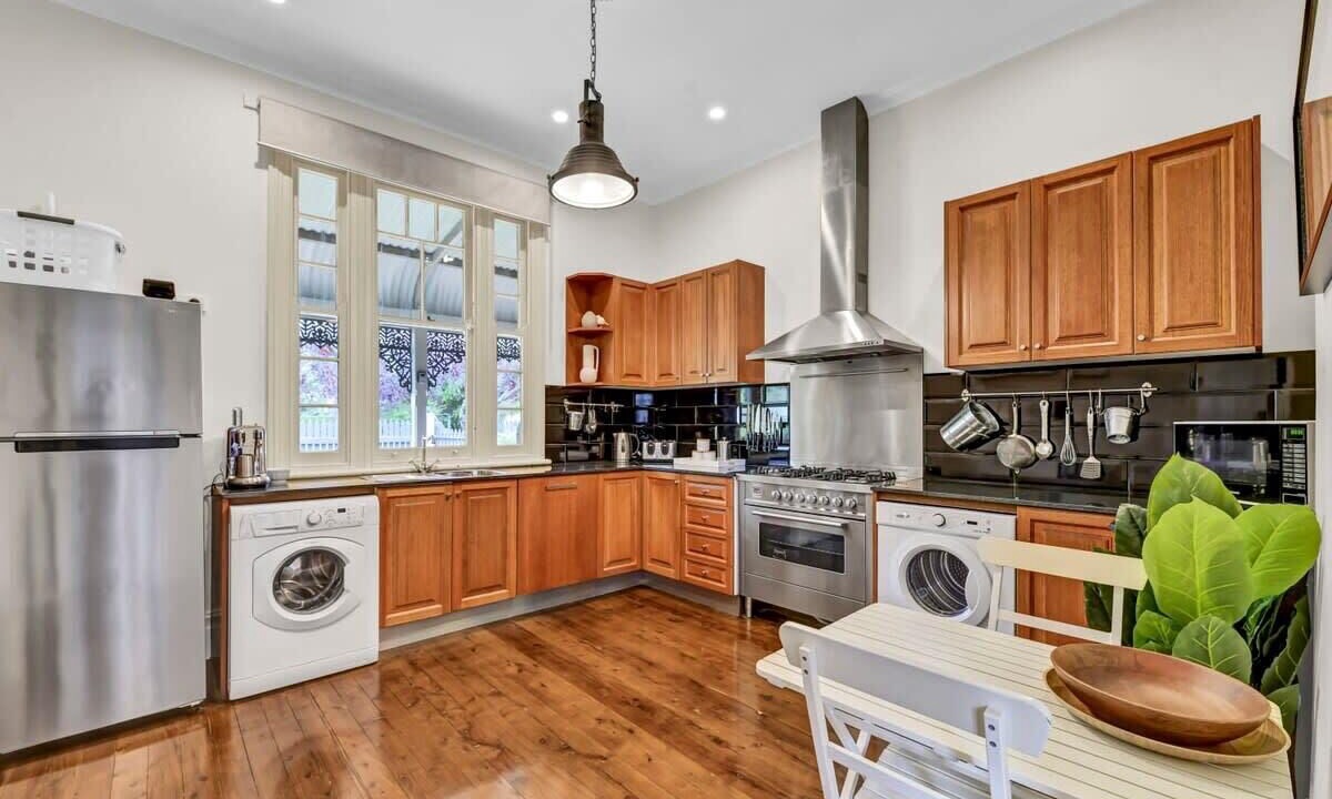 Photo of Kitchen in Orange East