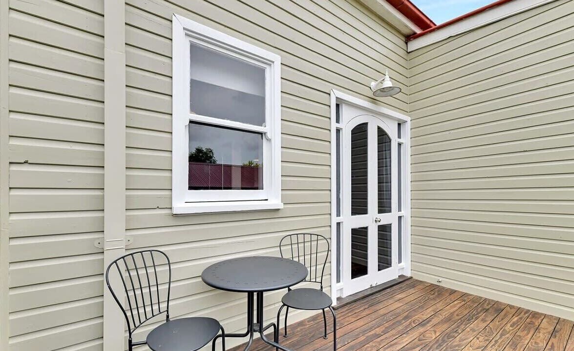 Photo of Outdoor in Orange East