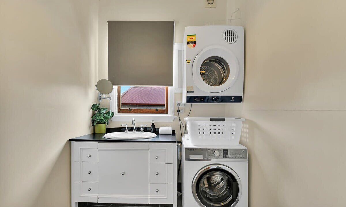 Photo of Bedroom in Orange East