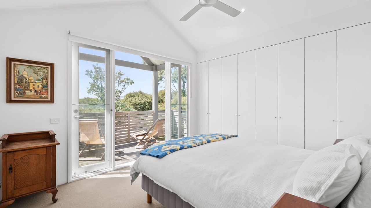 Photo of Bedroom in Point Lonsdale