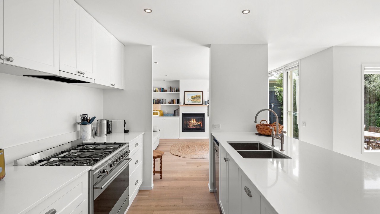 Photo of Kitchen in Point Lonsdale