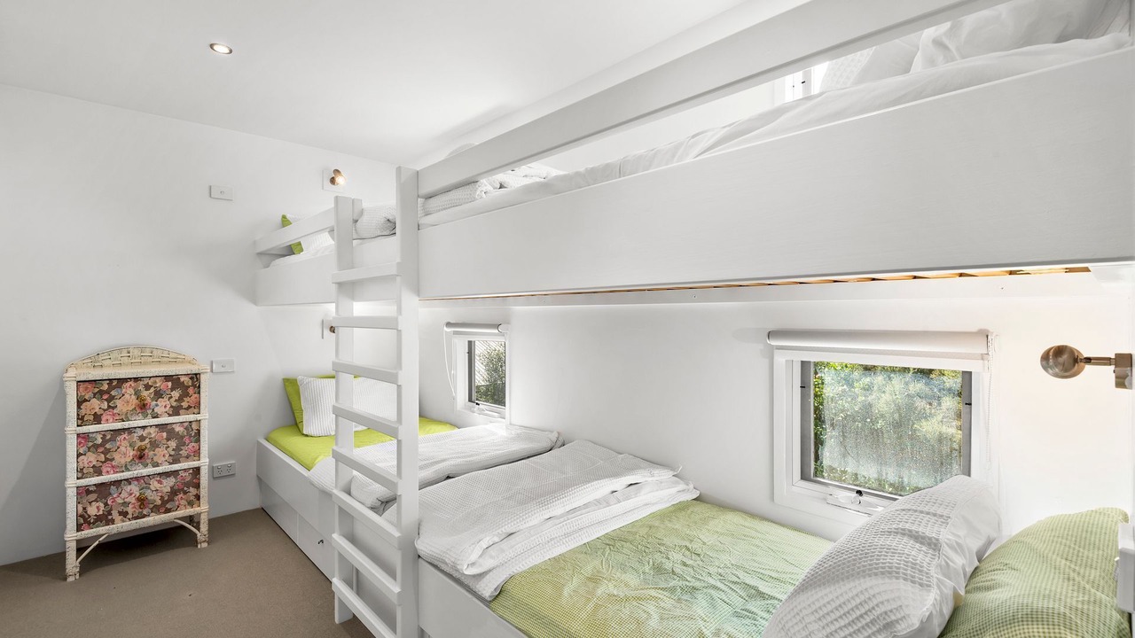 Photo of Bedroom in Point Lonsdale