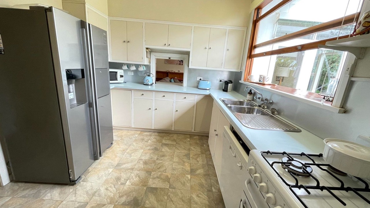 Photo of Kitchen in Point Lonsdale