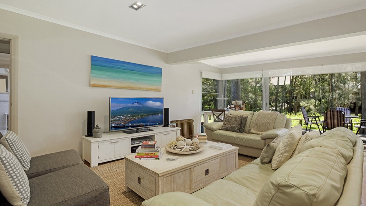 Photo of Livingroom in Pearl Beach