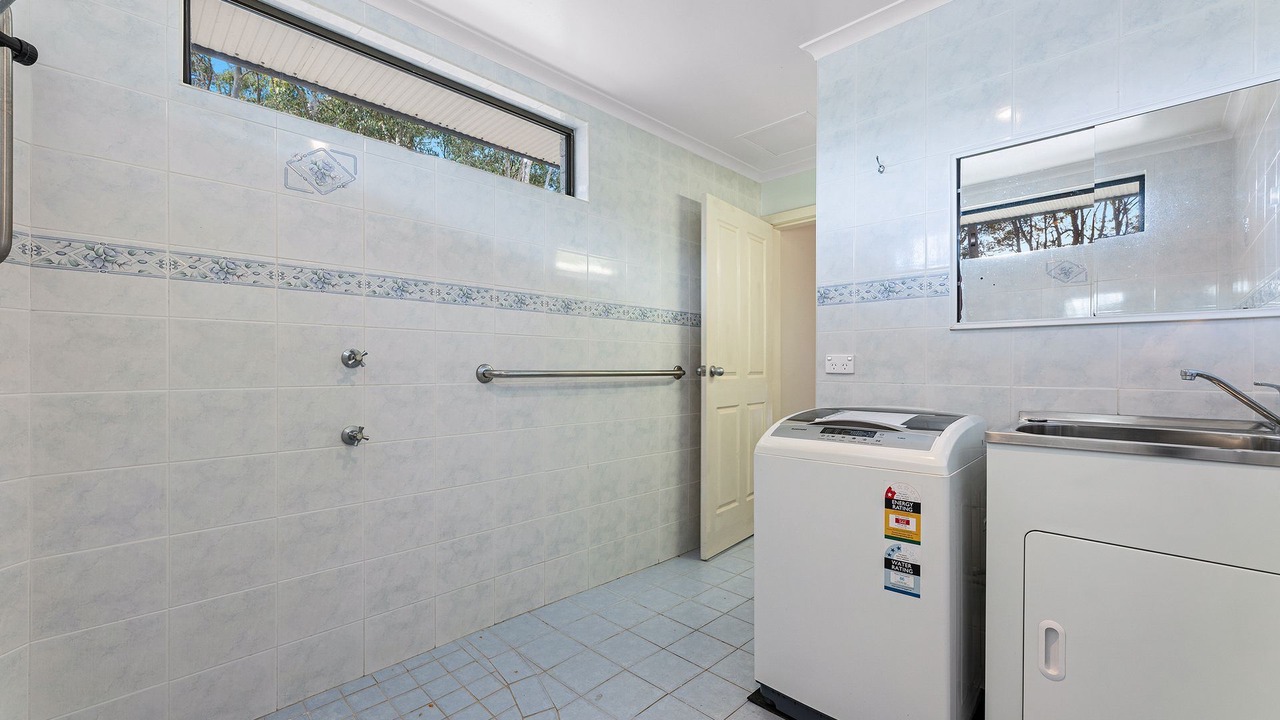 Photo of Bathroom in Dalmeny