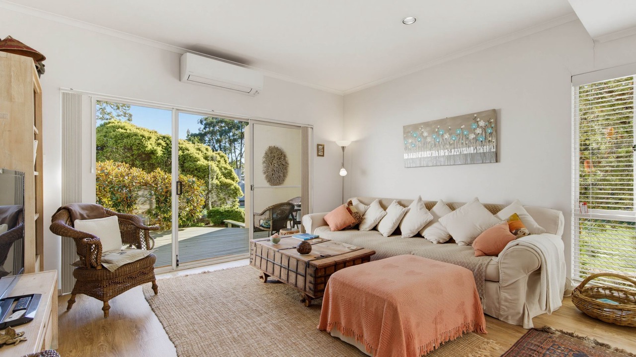 Photo of Livingroom in Surf Beach