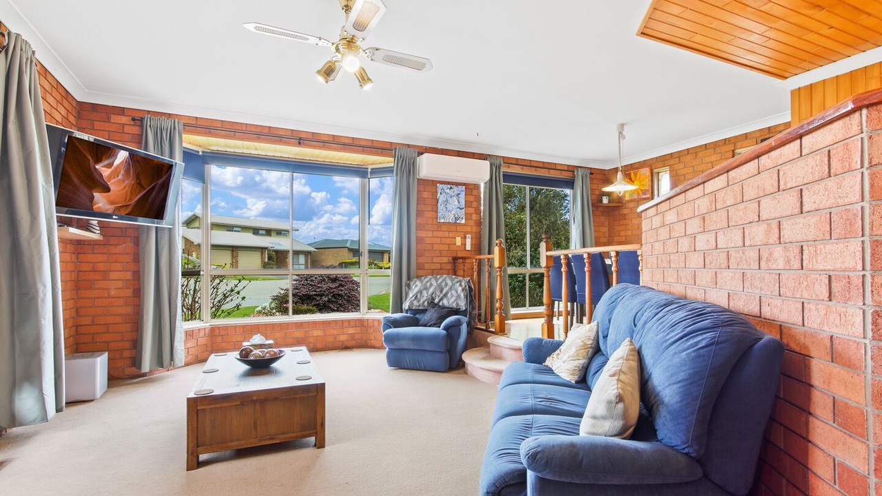 Photo of Livingroom in Lakes Entrance