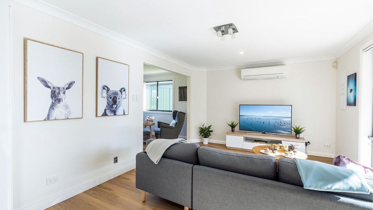 Photo of Livingroom in Shoal Bay