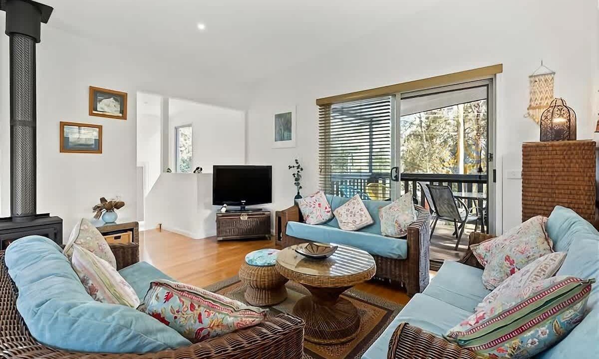 Photo of Livingroom in Mossy Point