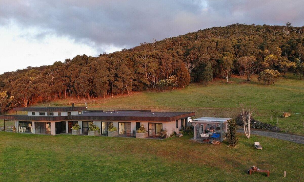 Photo of Outdoor in Woodend