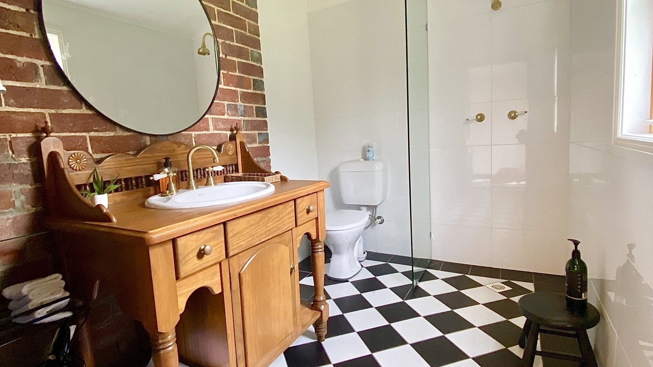 Photo of Bathroom in Central Mudgee