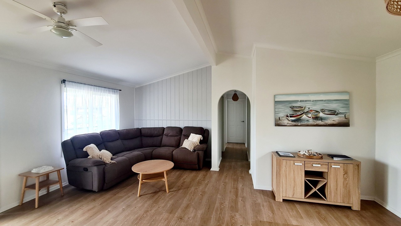 Photo of Livingroom in Kingscote