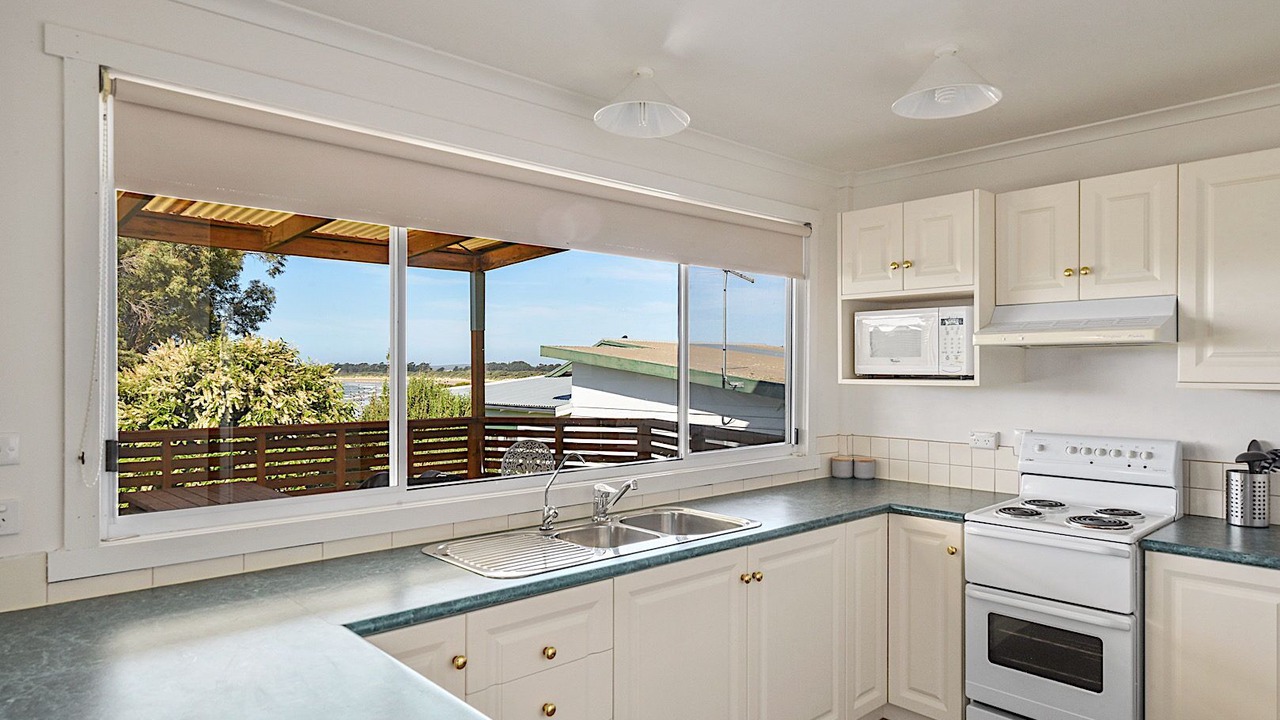 Photo of Kitchen in Greens Beach