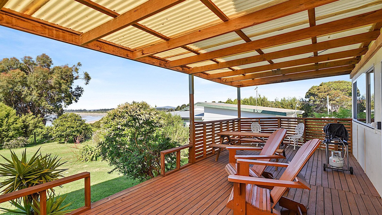Photo of Patio Balcony in Greens Beach