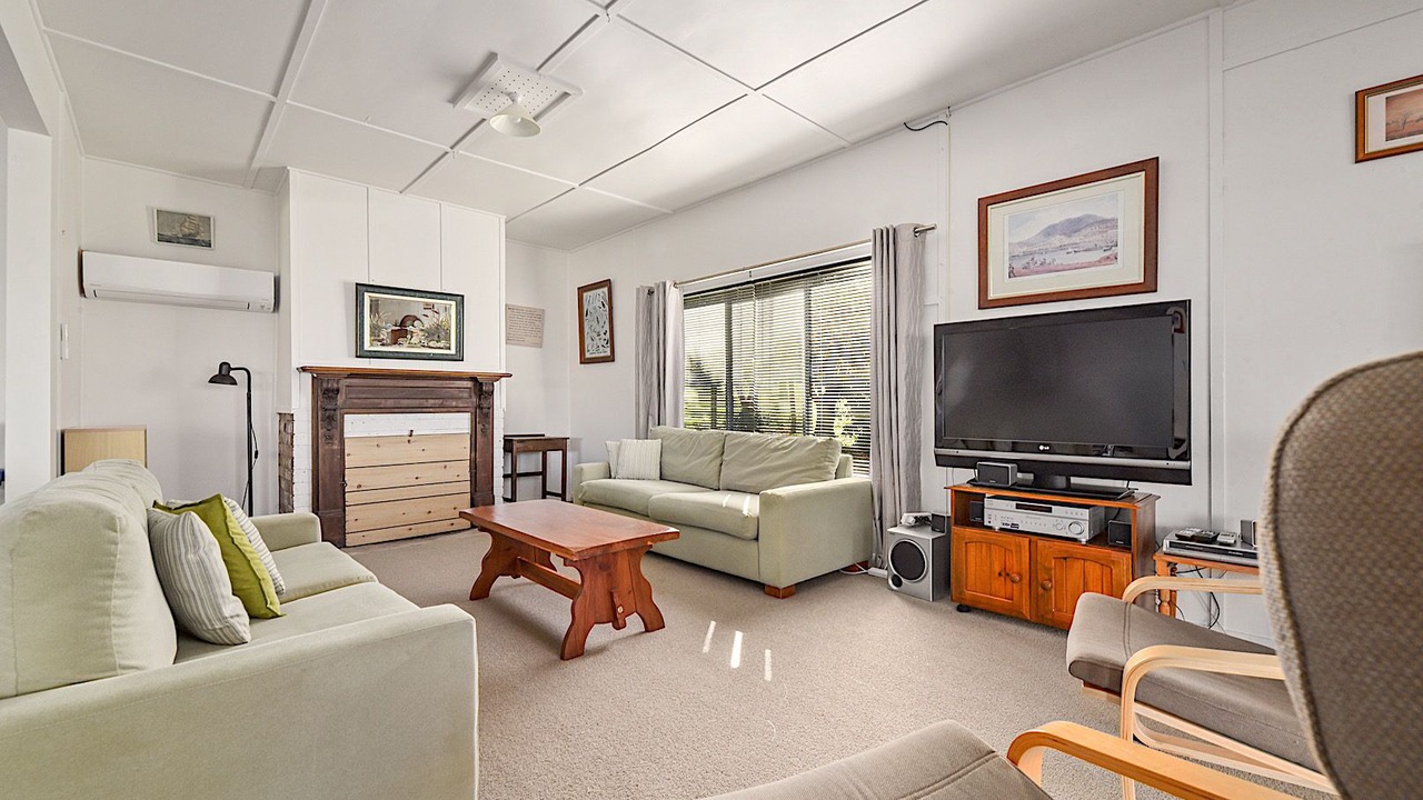 Photo of Livingroom in Greens Beach